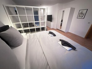 1 bedroom, travel crib, free WiFi, bed sheets - "Cozy Retreat at Haus Ostseesprung: Your Perfect Getaway Awaits!" (Bad Doberan)