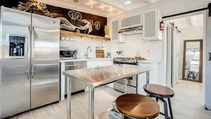 Unclassified image, 2 of 27, button - Tucson Apt 1 and 2 | Central (Tucson)