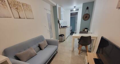 Apartment between town and country