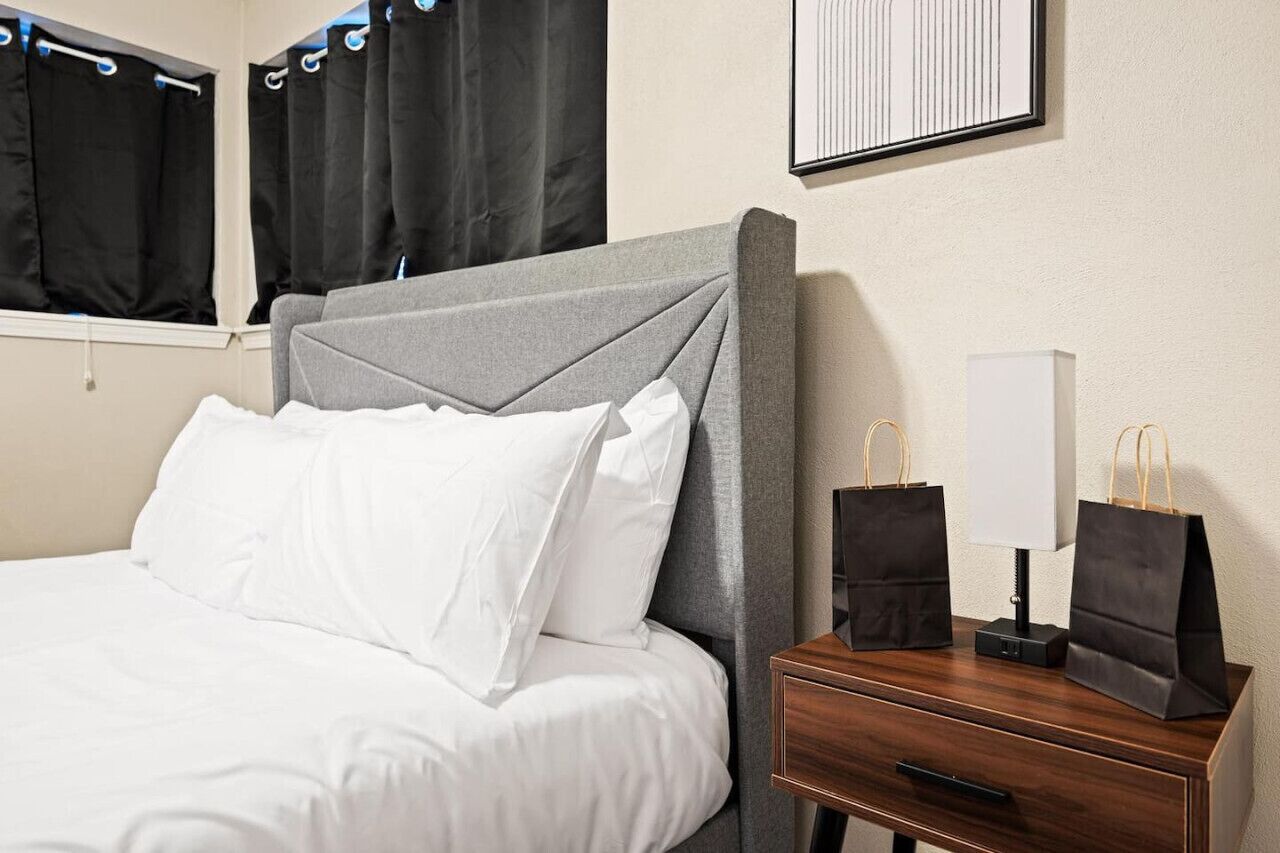 1 chambre, bureau, fer et planche à repasser, Wi-Fi