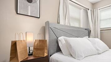 1 bedroom, desk, iron/ironing board, WiFi