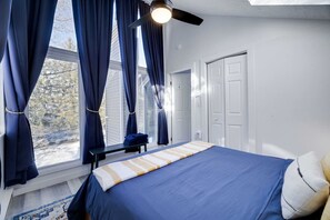 4 soveværelser, skrivebord, strygejern/strygebræt, weekendseng