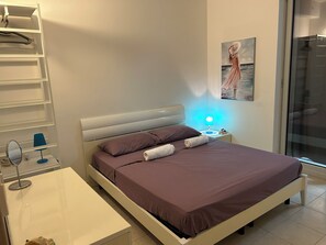 3 Schlafzimmer, Bügeleisen/Bügelbrett, Bettwäsche