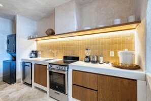 Fridge, microwave, oven, stovetop - 2BR Pool & Private Balcony in Casa Nima (San José del Cabo)