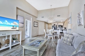 TV - Coveted Bahia Studio Condo: King Bed at Sandestin Golf and Beach Resort!! (Miramar Beach)