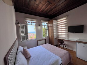 Standard Double Room, Garden View | In-room safe, laptop workspace, free WiFi - Demiröz Konak Otel (Inebolu)