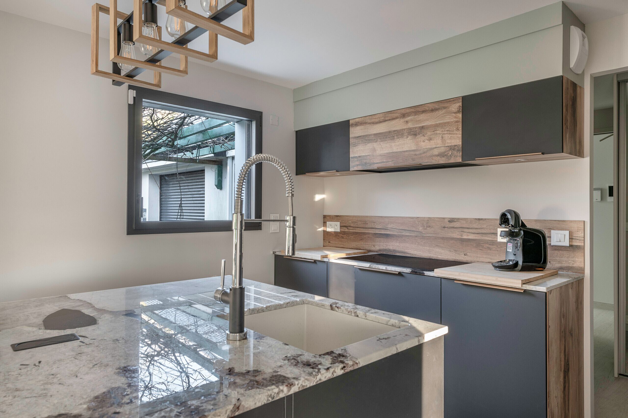 冰箱、微波炉、烤箱、洗碗机