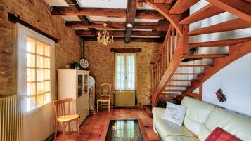 Televisie en een open haard