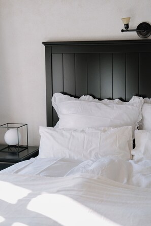 2 bedrooms, in-room safe, iron/ironing board, WiFi - Hygge thatched roof apartment near Husum (5km) / Friedrichstadt /7km) (Rantrum)