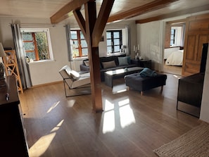 2 bedrooms, in-room safe, iron/ironing board, WiFi