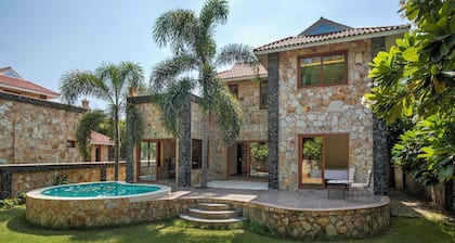 Vikrama Heritage Resort Pavagadh