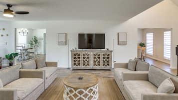 Nhà (3 Bedrooms) | Mặt tiền nơi lưu trú