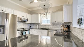 Casa (3 Bedrooms) | Interior