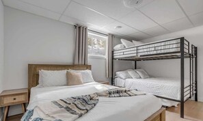 4 bedrooms, travel cot, WiFi, bed sheets