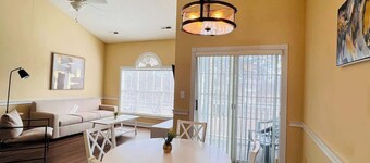 Adorable 1BR condo with pool view at Magnolia