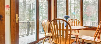 3 Mi to Beaches & Golfing: Family Gem in Cotuit