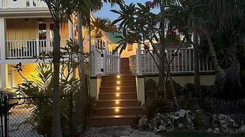 Villa, Smoking | 1 bedroom, Internet