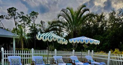 2 Bedroom 1 Bath Pool View Private Suite