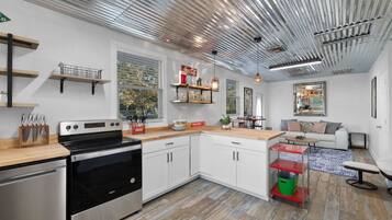 Apartment | 2 bedrooms, Internet