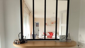 Interior - Beautiful apartment for 4 with parking and WIFI in central Perros-Guirec (Perros-Guirec)