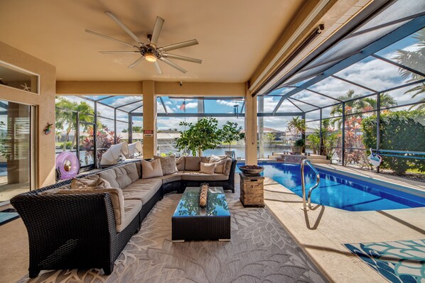 Piscina all'aperto, una piscina riscaldata