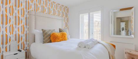 1 habitación, tabla de planchar con plancha, wifi y ropa de cama