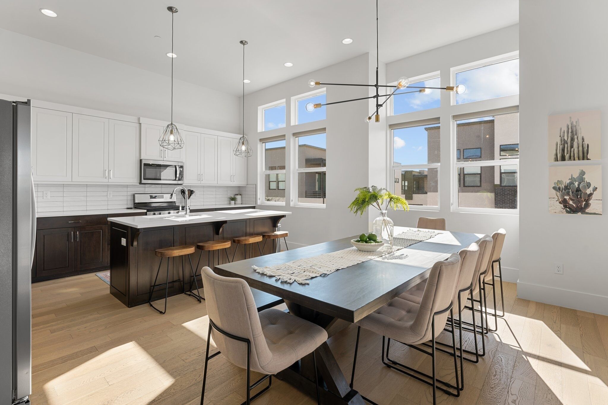 Condo, 3 Bedrooms | Dining