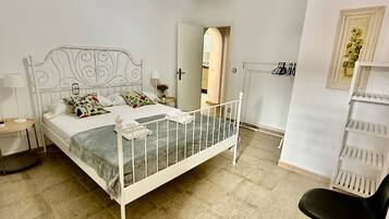 3 dormitorios, tabla de planchar con plancha, wifi