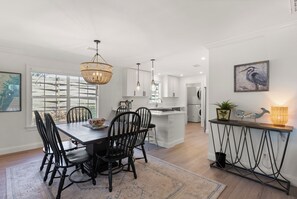 Dining - Splish Splash sleeps 8, with Pool (St Simons Island)