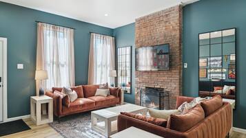 Smart-TV, videospill og fotballspill