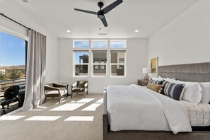 4 عدّة غرف نوم ومكتب ومكواة/لوح كي وسرير سفر