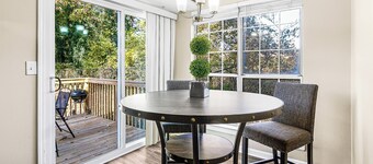 Cozy 3-bedroom house in Atlanta right by the airport Home away from home