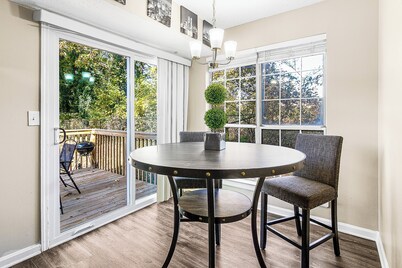 Cozy 3-bedroom house in Atlanta right by the airport Home away from home