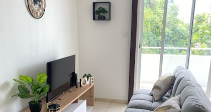 Samélé House