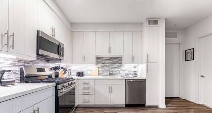 Chic 1BD Oasis in West Hollywood!Free Parking