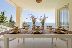 Dining - Luxury Villa Mara Ondo 35m2 pool sauna, family, bbq (Starigrad)