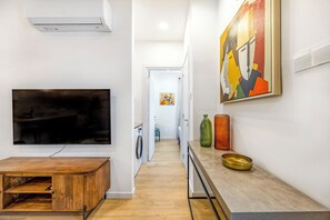 Apartment, 1 Bedroom, Terrace | Room amenity