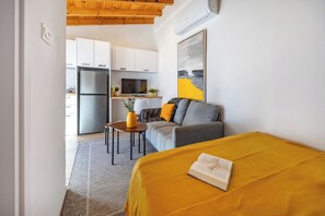Living room - Olga Premium Apartments (Limassol)