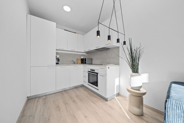 Microwave, oven, dishwasher
