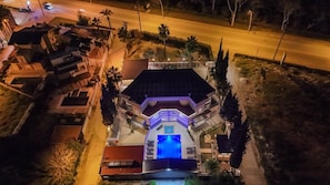 Fachada da propriedade