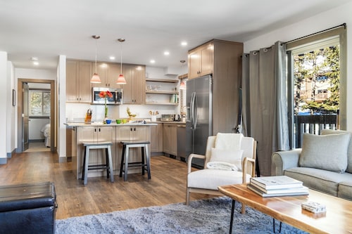 Outpost: Sleeping Indian W6 - Renovated!