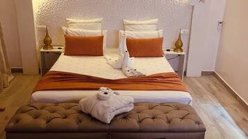 6 chambres, coffres-forts dans les chambres, lit parapluie, Wi-Fi