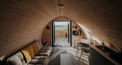 Ballyhemlin Pods - Hawthorn