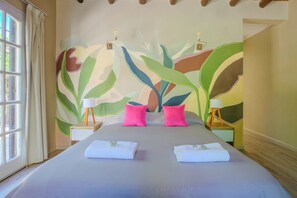 4 Schlafzimmer, Bügeleisen/Bügelbrett, kostenloses WLAN