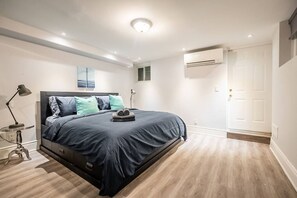 1 Schlafzimmer, Schreibtisch, Bügeleisen/Bügelbrett, WLAN