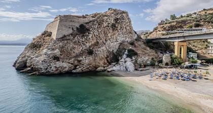 Paris Villa in Palaiokastro near the beach and taverns