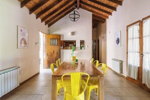 House | Living area - MOT Alzaga (Chacras de Coria)
