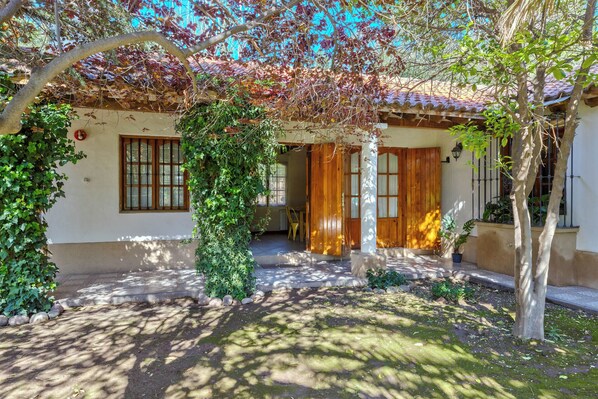 Exterior - MOT Alzaga (Chacras de Coria)