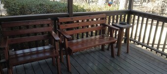 Charming Hill Top Room 22 in Mayo with Wi-Fi, AC, fitness room