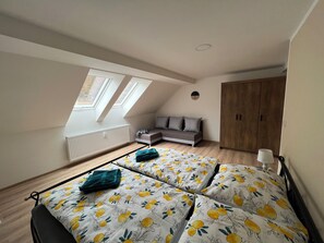 1 Schlafzimmer, BĂŒgeleisen/BĂŒgelbrett, WLAN, BettwĂ€sche